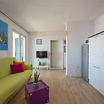 Zora Trogir